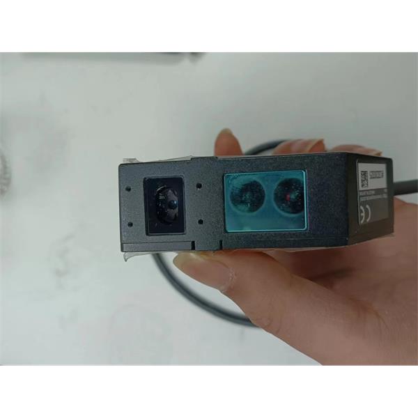 KEYENCE基恩士LK-G3000系列高速高精度CCD激光位移傳感器感測(cè)頭 LK-G35
